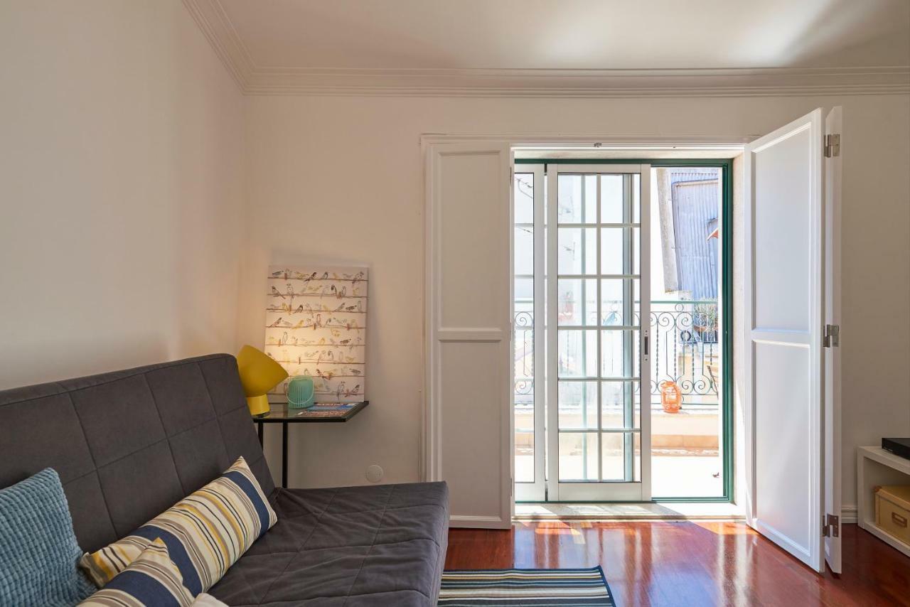 Cozy Apartment In Historic Center With Terrace Lisabona Exterior foto