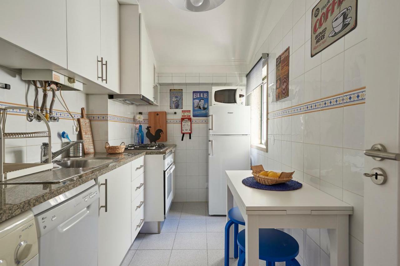 Cozy Apartment In Historic Center With Terrace Lisabona Exterior foto
