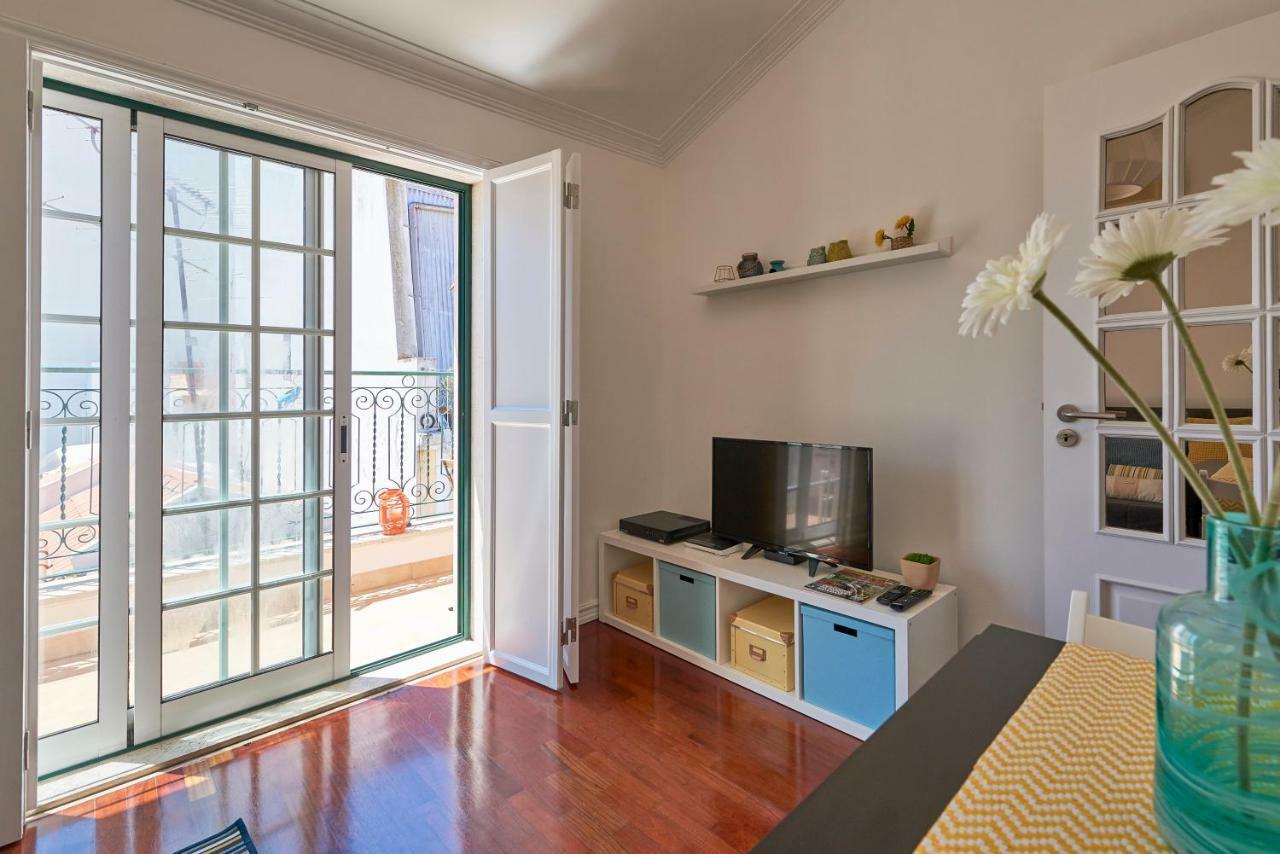 Cozy Apartment In Historic Center With Terrace Lisabona Exterior foto